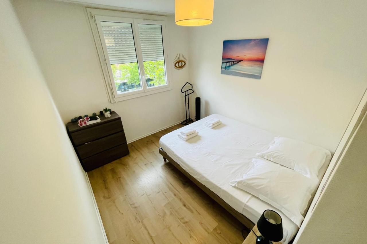 Luminous Apartment With Parking Near The City Center Cenon Exterior foto