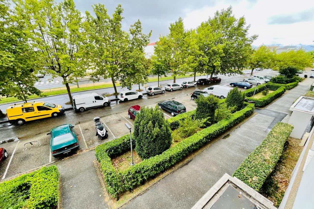 Luminous Apartment With Parking Near The City Center Cenon Exterior foto