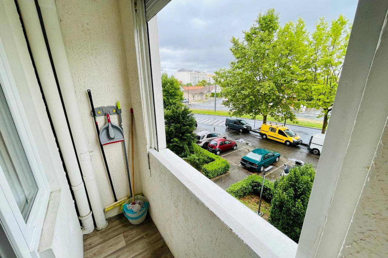Luminous Apartment With Parking Near The City Center Cenon Exterior foto